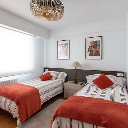 Luminoso Apartamento En Cuatro Caminos A Coruna Bagian luar foto