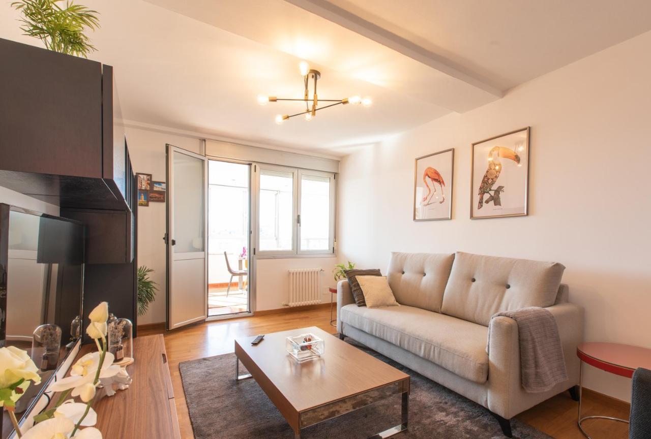 Luminoso Apartamento En Cuatro Caminos A Coruna Bagian luar foto