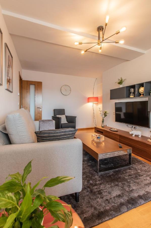 Luminoso Apartamento En Cuatro Caminos A Coruna Bagian luar foto