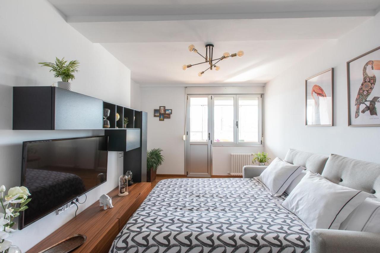 Luminoso Apartamento En Cuatro Caminos A Coruna Bagian luar foto