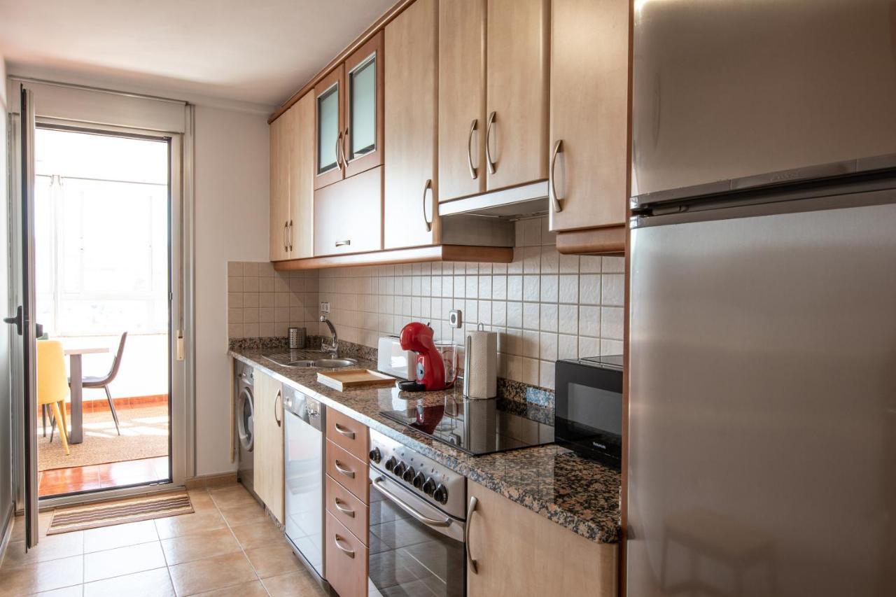 Luminoso Apartamento En Cuatro Caminos A Coruna Bagian luar foto